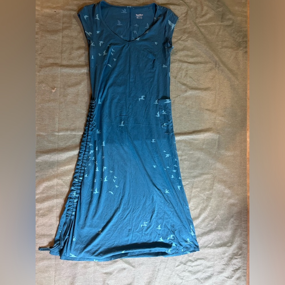 Beautiful long blue bird dress. Prana. Size small.